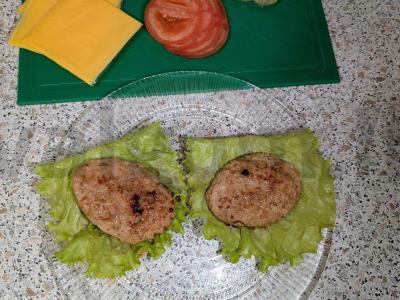 Klasikiniai burgeriai su vištienos kotletais Žingsnis 5