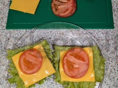 Klasikiniai burgeriai su vištienos kotletais Žingsnis 6