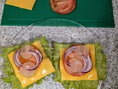 Klasikiniai burgeriai su vištienos kotletais Žingsnis 7