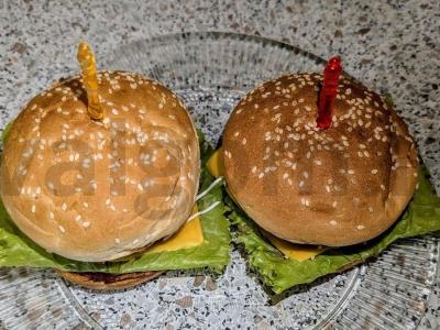 Klasikiniai burgeriai su vištienos kotletais Žingsnis 9