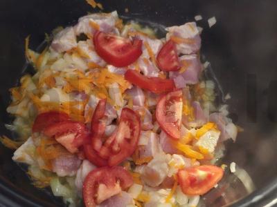 Bulguro plovas su kiauliena ir daržovėmis Žingsnis 4