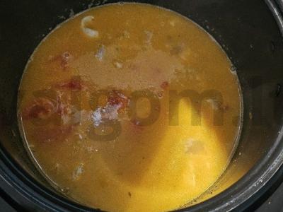 Bulguro plovas su kiauliena ir daržovėmis Žingsnis 7