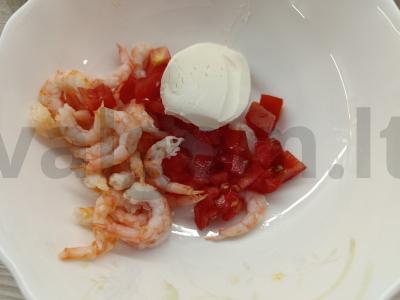 Krevetėmis ir pomidorais užpildytos tartaletės Žingsnis 1