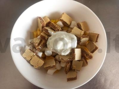 Desertas su vafliais, obuoliu ir vynuogėmis Žingsnis 4