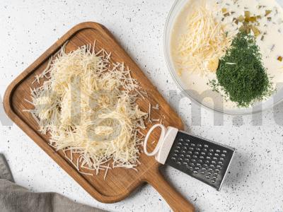 Sūrio pyragas su agurkais Žingsnis 4