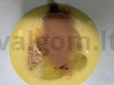 Sausainiai-sandwich su aviečių džemu Žingsnis 2