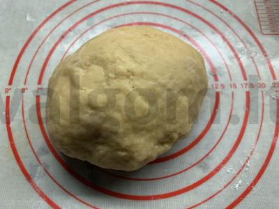 Sausainiai-sandwich su aviečių džemu Žingsnis 4