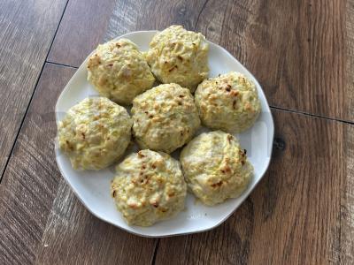 Kepti PP kotletai iš kalakuto ir cukinijos pagrindine nuotrauka