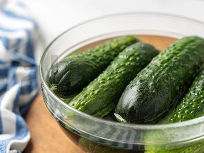 Marinuoti agurkai sumuštiniams Žingsnis 1