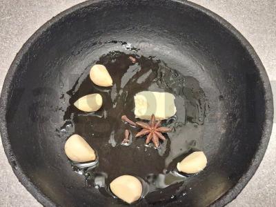 Jautienos steikas, keptas kvapniu sviestu Žingsnis 1