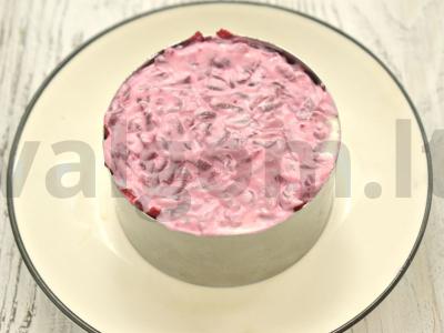 Salotas „Silkė po kailiu“ be morkų Žingsnis 4