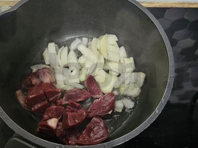 Makaronai su daržovėmis ir širdelėmis Žingsnis 3