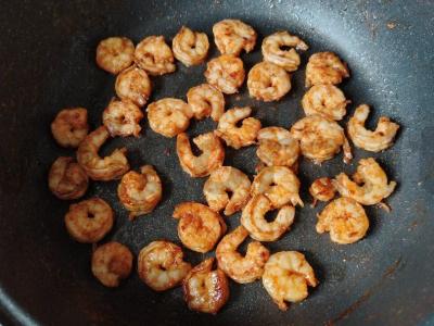 Salotas su krevetėmis ir stracciatella Žingsnis 2