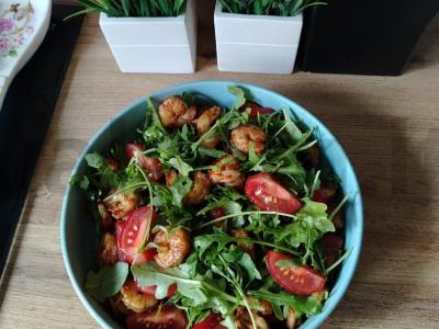 Salotas su krevetėmis ir stracciatella Žingsnis 3