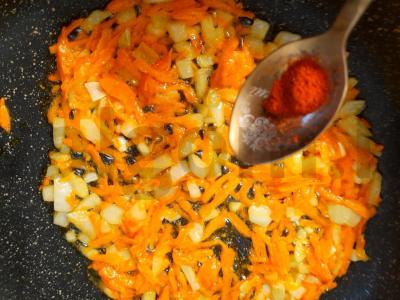 Sriuba ant mėsos sultinio su vermišeliais ir prieskoniais Žingsnis 4