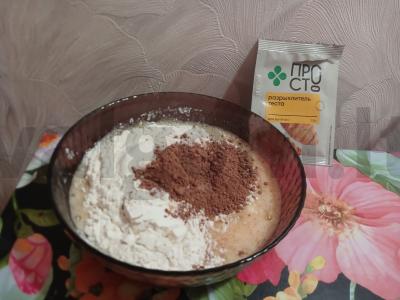 Šokoladinė šarlotė su kriauše ir obuoliu Žingsnis 2