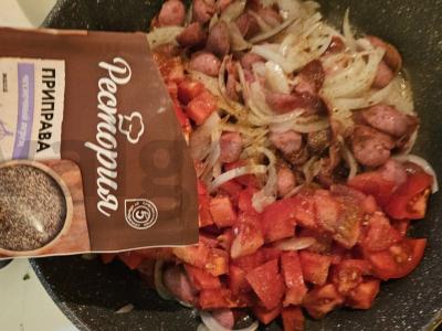 Omletas su daržovėmis ir medžiotojų dešrelėmis Žingsnis 3