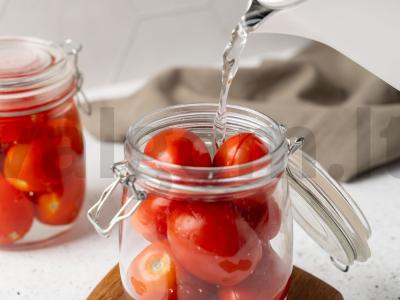 Pomidorai daržovių marinatu žiemai Žingsnis 2