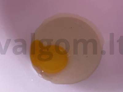 Vafliai su vyšnių sultimis ir obuoliu Žingsnis 1