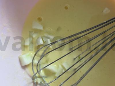 Vafliai su vyšnių sultimis ir obuoliu Žingsnis 4