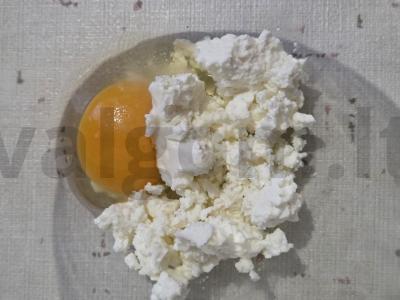 Kreminiai skrudinti sumuštiniai su krevetėmis Žingsnis 1