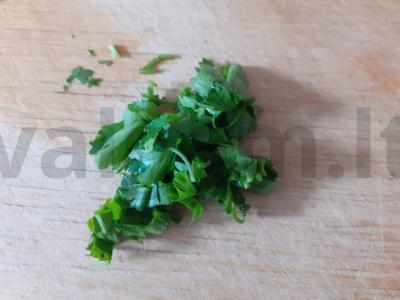 Troškinti daržovės su kiauliena ir prieskoniais Žingsnis 8