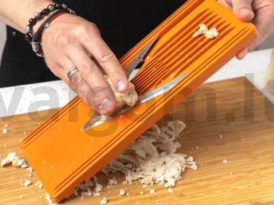 Žiedinė kopūstai su parmezanu ir ančiuviais Žingsnis 1