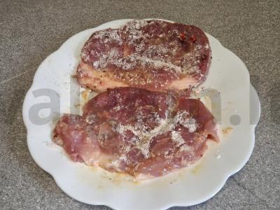 Kiaulienos kepsniai per 30 minučių Žingsnis 4