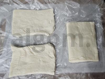 Šviesios pyragaitės su aviečių džemu per 35 minutes Žingsnis 1