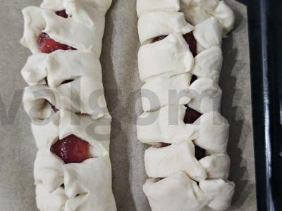 Šviesios pyragaitės su aviečių džemu per 35 minutes Žingsnis 5