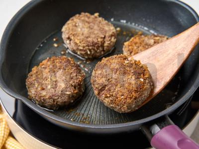 Elnių kotletai Žingsnis 7