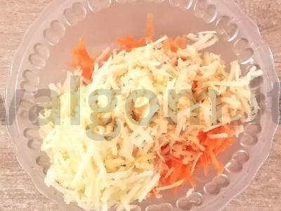 Morkų ir obuolių salotas per 15 minučių Žingsnis 4