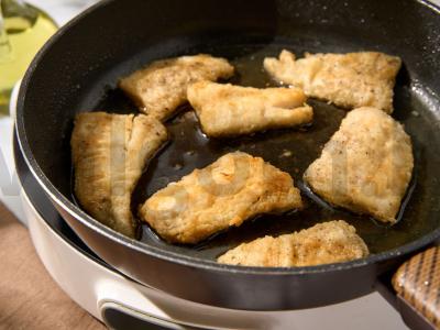 Menkių filė su riešutų padažu Žingsnis 7