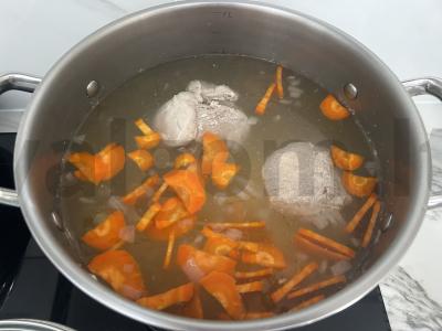 Kvapnūs jaunos kopūstų šaltibarščiai Žingsnis 5