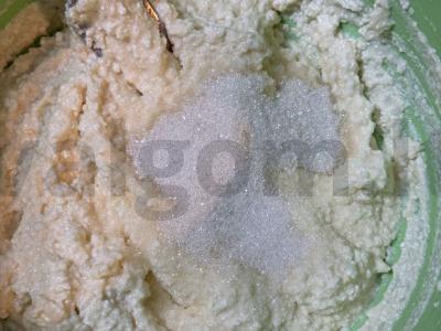 Sveiki varškėčiai su obuoliu ir chia sėklomis be kiaušinių Žingsnis 2