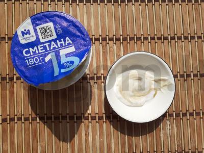 Ruginis burgeris su vištiena ir pomidoru Žingsnis 1