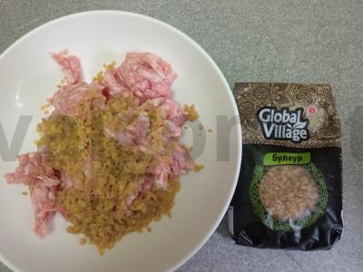 Dolma su naminiu faršu ir bulguru Žingsnis 1