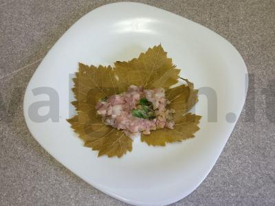 Dolma su naminiu faršu ir bulguru Žingsnis 7