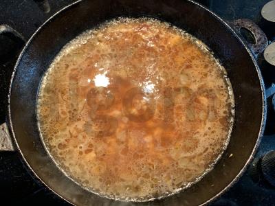 Nudelių patiekalas su aštriu čili padažu ir faršu Žingsnis 4