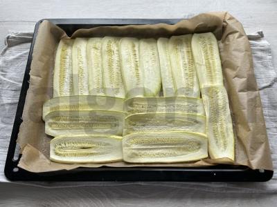 Cukinijų ritinėliai su sūriu ir pomidorų tyrė Žingsnis 3