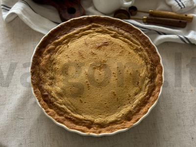 Karališkas pyragas prie arbatos pagrindine nuotrauka