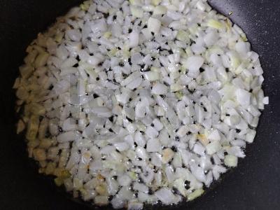 Kibinai su bulvėmis, grybais ir svogūnais Žingsnis 7