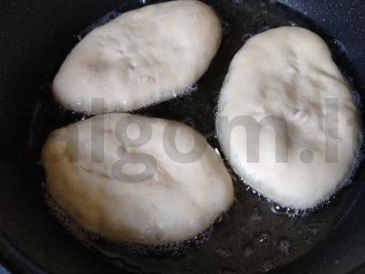 Kibinai su bulvėmis, grybais ir svogūnais Žingsnis 11