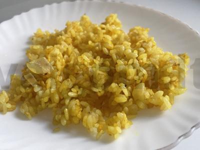 Kari ryžiai pagrindine nuotrauka