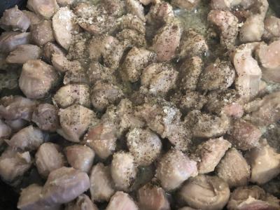 Guliašas su vištienos skrandžiais Žingsnis 3