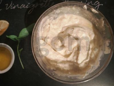 Varškės pyragas ant sausainių tešlos su merenga Žingsnis 1