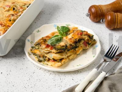 Žalioji lazanja su menkėmis pagrindine nuotrauka