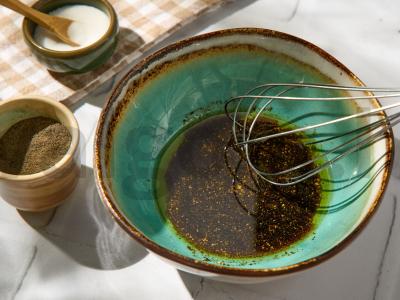 Salotos su tunu, alyvuogėmis ir rukola Žingsnis 4