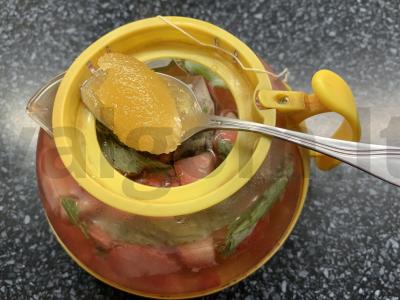 Žalioji arbata su granatu ir braškėmis Žingsnis 6