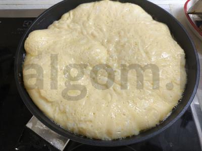 Sūrio omletas su varške Žingsnis 6